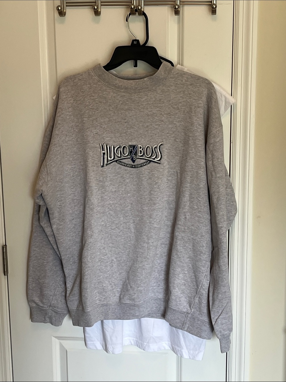 Vintage Hugo Boss Crewneck 🔥🔥